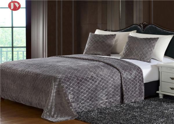 Diamond Embossed Plush Fur Blanket PV Plush King Size Bedding Sets Durable