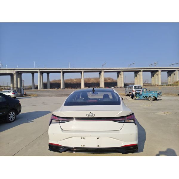 2022 Hyundai Elantra 1.5L CVT GLX Elite Edition