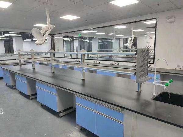Cores azuis claras Madeira de laboratório Ilha de mesa de trabalho Série de móveis de laboratório
