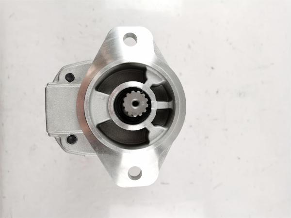 705-52-20010 Pompe à engrenages hydrauliques Komatsu 705-54-20010 Pour une excavatrice Komatsu PC40-3