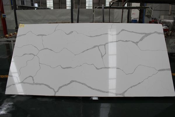 Durable Fire Proof Calacatta Quartz Countertops With Polished Surface Finished
