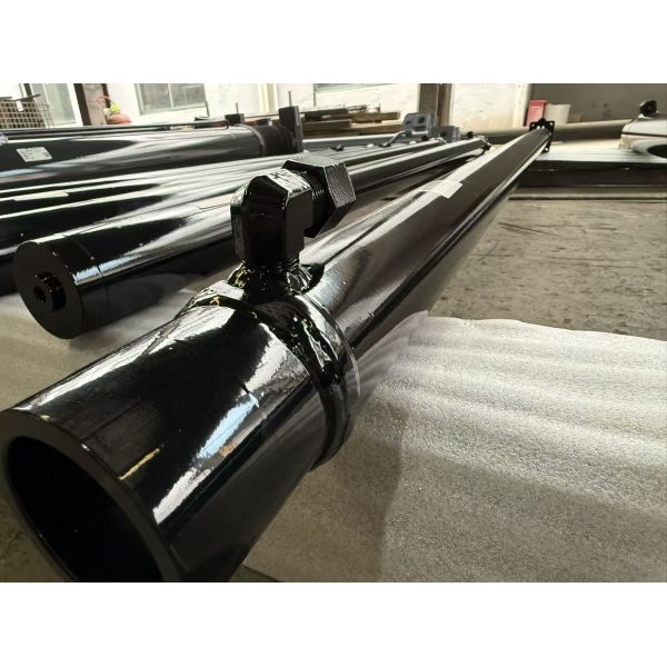 2550mm Stroke High Tonnage Telescopic Hydraulic Cylinder With Hard Chrome Plated Rod End