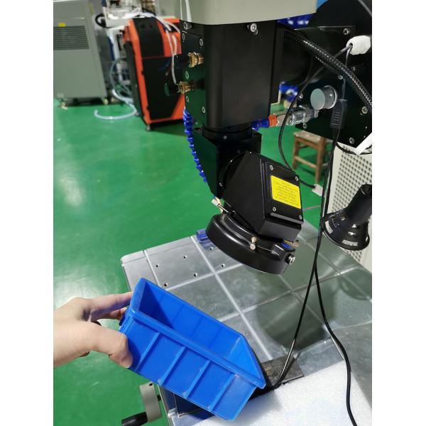 Semi Automatic 400w Mould Laser Welding Machine With Crane Arm