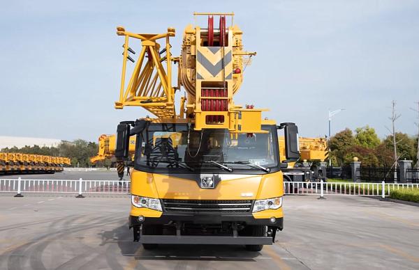 XCMG 50 Ton Mobile Crane Lifting Crane
good condition; immediate delivery