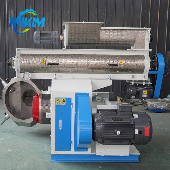 High Productivity Poultry Feed Pellet Machines 380V For Producing Nutritious Feed