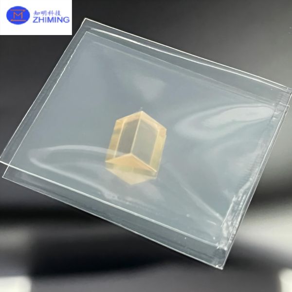 TiO₂ Single Crystal Prism with 3-Side Polished Surfaces and / Orientation for Optical Research