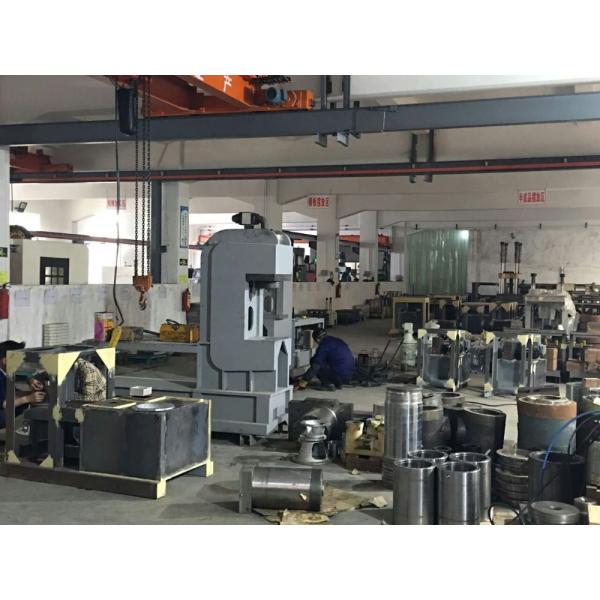 45T Robot Plastic Vertical Injection Moulding Machine With 45mm Ejector Stroke
