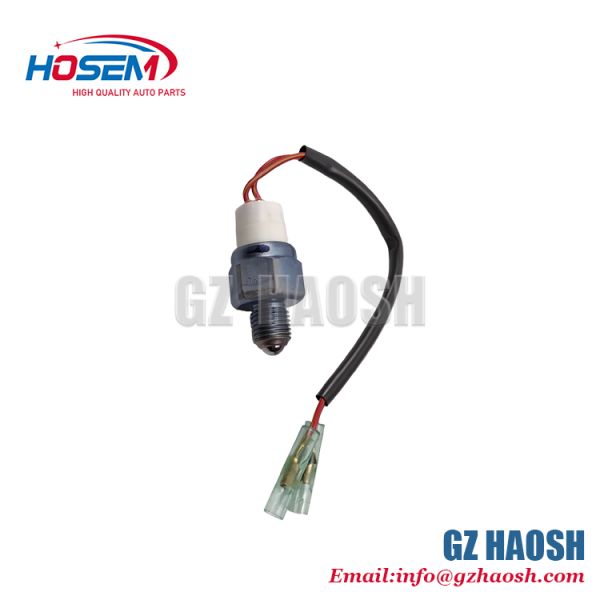 Auto Parts Reverse Light Switch CA100034670 For Isuzu D - Max And Mu - X With 2.5L MT