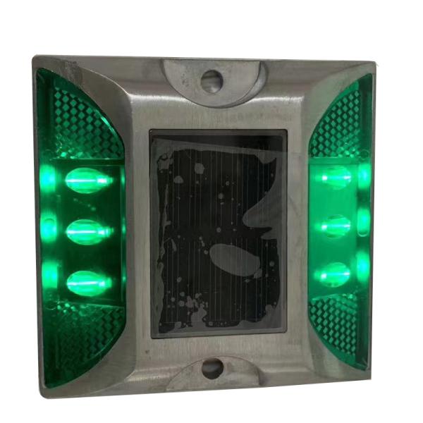 Aluminum 80 Degree road solar studs 800m Visual Distance For Mountain Roads