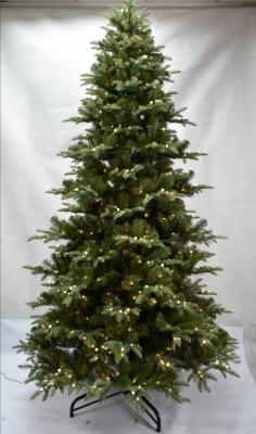 Árvore de Natal do polietileno de 9FT com o xaile fofo branco