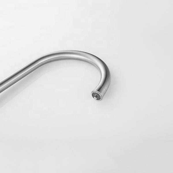 Elegant Water Long Spout Chrome Sink Kitchen Faucet Tap with Strong Cleaning Function