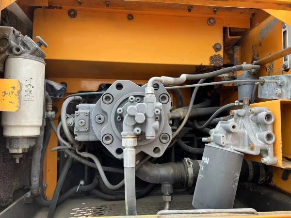 Sany SY215-9 Excavadora de 21 toneladas con bomba original