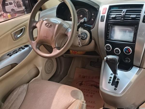 2009 2.0L Hyundai Tucson Used Car Automatic Two Wheel Drive Sunroof 120000 Km Euro IV