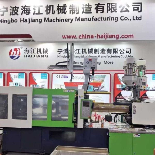 PLC Controlled PET Preform Injection Molding Machine for AC380V/50Hz/3Phase Power Supply and Advanced Heating Power