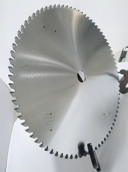 Paintcoated PCD Circular Saw Blades 0.071 Inches For Panel Cutting