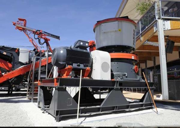 380tph Hydraulic Cone Crusher Thin Oil Lubrication For Granite Rock Aggregate Quarry