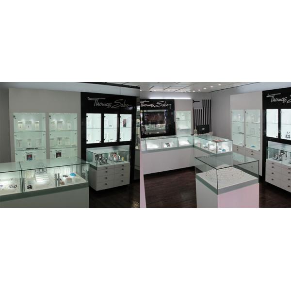 jewelry shop glass wood showcase design