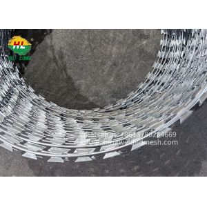 Concertina Spiral Razor Blade Wire Fence Razor Barbed Wire Alambre De Puas Stainless Steel 900mm Coil Diameter