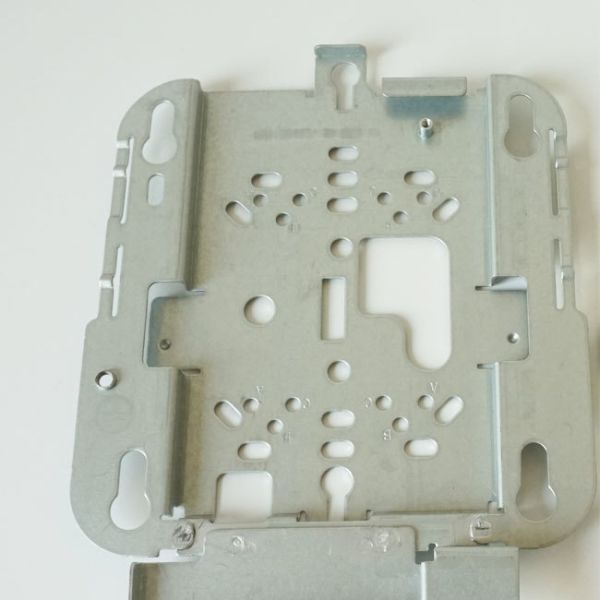 Cisco AP-BRACKET-2 WAP Access Point Mounting Bracket 700-30482-04 REV.A0 Wall Mount