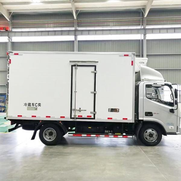 ≤500Nm Maximum Torque Foion 4x2 Fresh Fruit Preservation Refrigerated Vehicle with Euro 3 Emission Standard and Energy