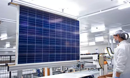 Jinko Warehouse Solar Panel 550W 590W 600W New Price Tiger Pro Neo Half Cut N Type Solar Panel for Home