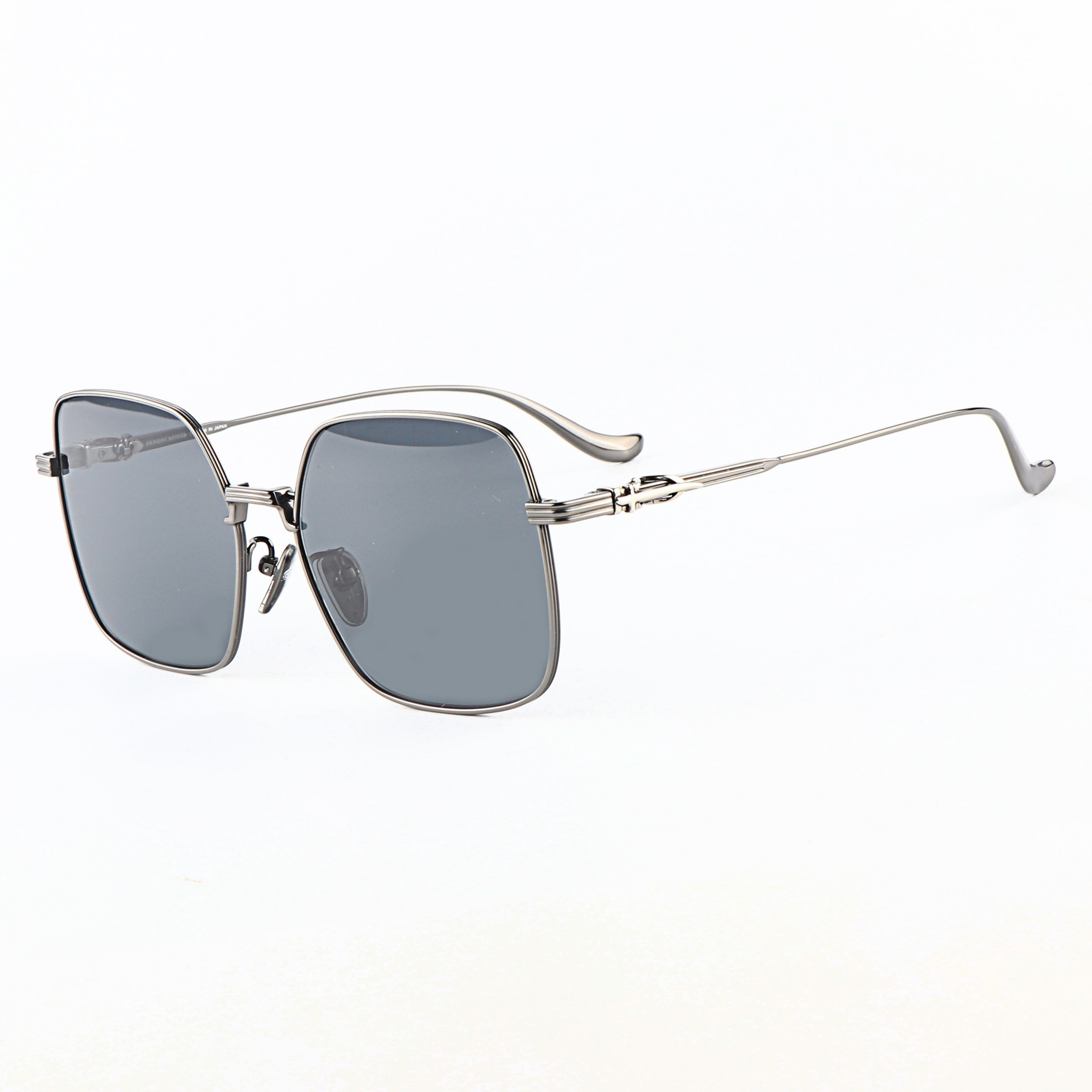 New Ladies Dream Color Oversize Square Titanium Shade Frames Premium Uv protection Customizable Sunglasses Shenzhen Wholesaler