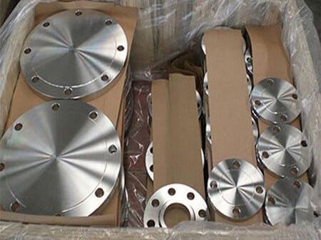 1/2 Inch -  48 Inch Pipe Flanges Welding Neck / Slip On / Socket Welding Flange