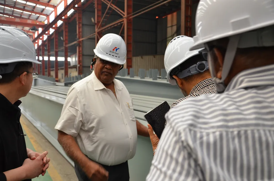 Pre Engineered Metal Building with 50 Years Lifespan, Corrosion Resistant and Easy Installation Steel Structure