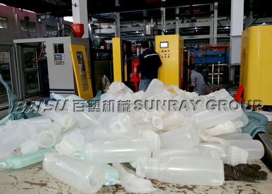Sport Water Bottle Plastic Blow Moulding Machine High Production SRB50-2