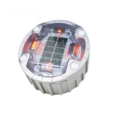 Waterproof Durable 2.5V 200MA Solar Road Indicator Light For Highway