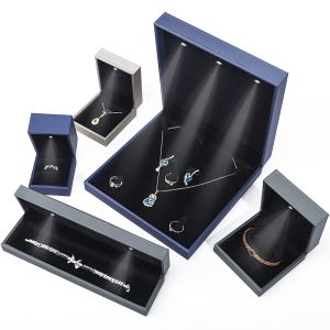 Brush Finishing PU Leather LED Jewelry Storage Box Multi Color Jewelry Gift Boxes