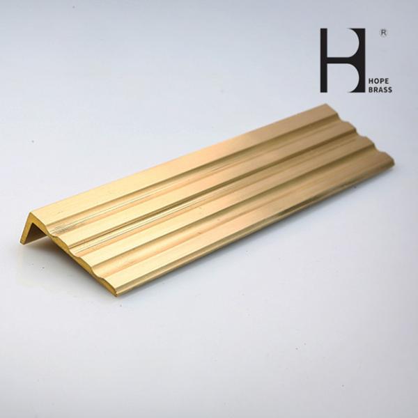 C38000 3mm Anti Slip Brass Stair Nosing For Floor Decoration