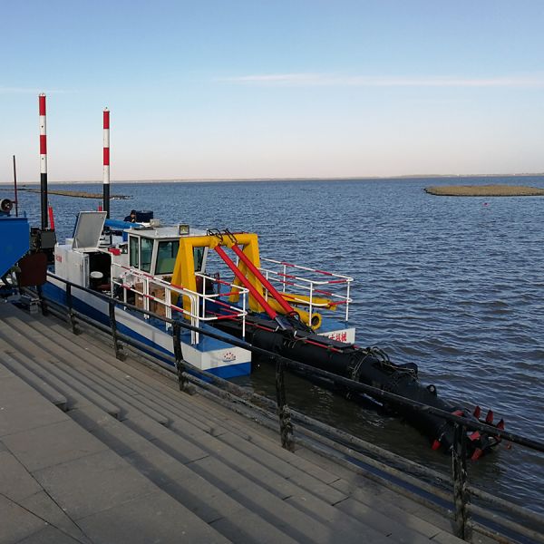 12 Inch Hydraulic Cutter Suction Dredger with 1100m3/h Workload and 10m Dredging Depth for River Sand Mining
