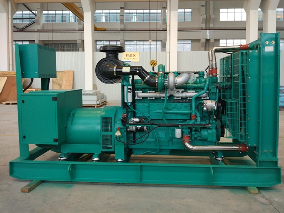 470kw/588kva 50Hz Cummins Diesel Generator With Faraday Alternator , Water Cooled Three Phase