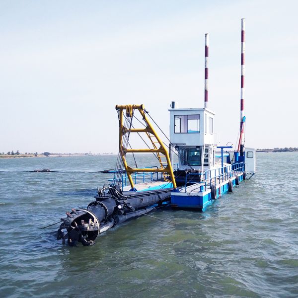 18Inch Sand Dredging Equipment for Mud Sediment / Gravel Removal