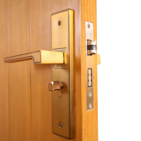 Modern Wooden Interior Door Soundproof Waterproof For Bathroom Bedroom