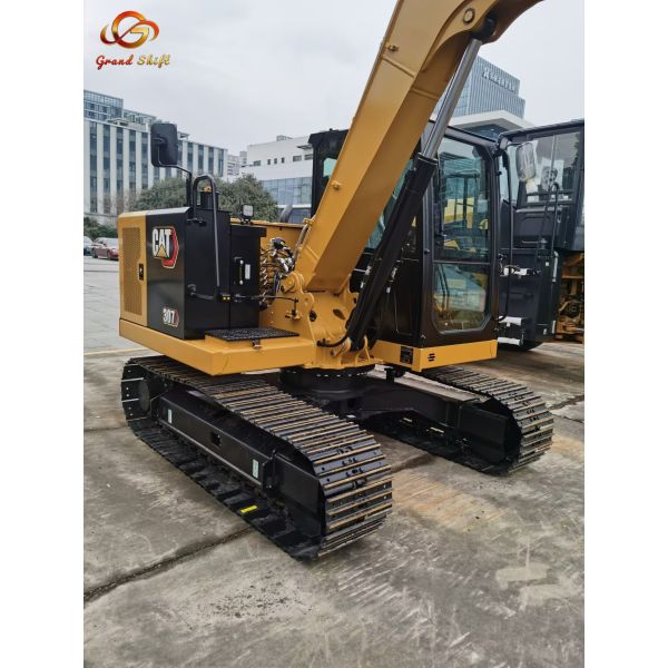 CAT 307 7.5 tons New or Used Crawler Excavator with Turbocharging Engine and Variable-displacement piston pump