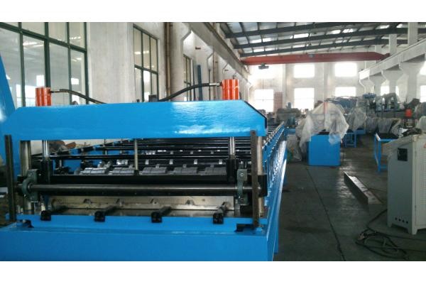 Roof Roll Forming Machine , Steel sheet Forming Machine