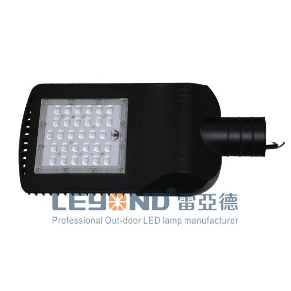 120Lm/W Energy Efficient Street Lighting / Led Solar Street Light With Meanwell Driver hot selling