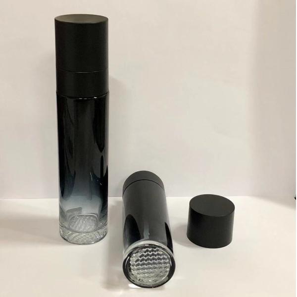 Bouteilles en verre de lotion, emballage cosmétique avec l'OEM de logo adapté aux besoins du client par pompe et de peinture