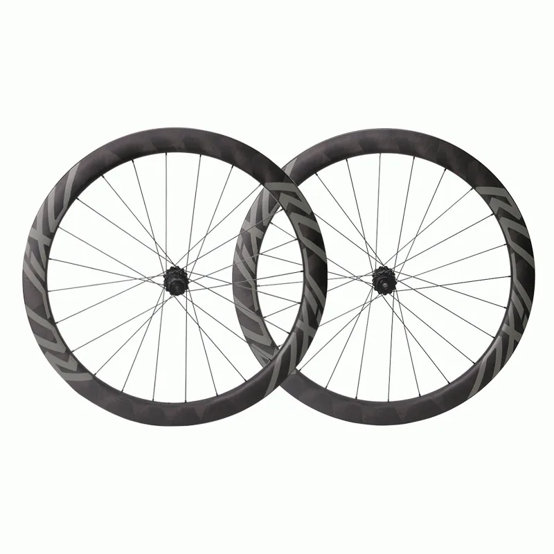 Jeu de roues de frein à disque Ultra Light 700C 36T 50mm de profondeur 20 / 24 trous de rayons pour vélo de route