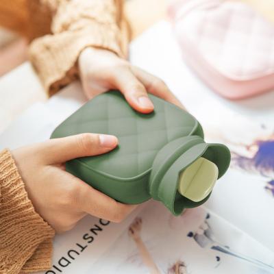 Soft Rubber Hot Water Bottle With Cover 2 Liter Hot Water Bag For Menstrual Cramps Back Pain Relief
