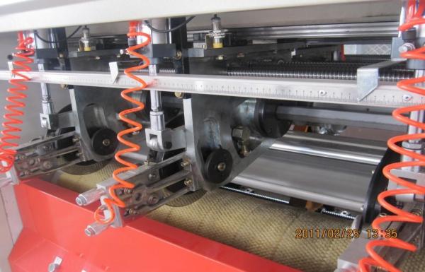 OEM 2200mm Width Corrugated Slitter Scorer Machine Zero Pressure Line