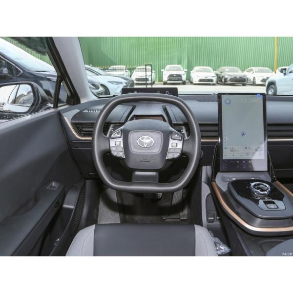Седан Toyota Bz3 2023 616 км Дальний пробег PRO Электрическое транспортное средство Левое рулевое колесо