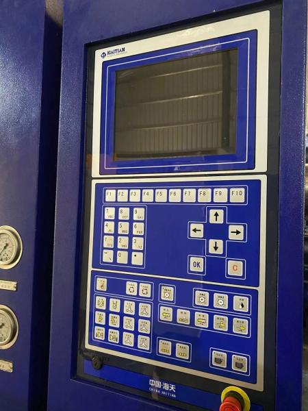 Haitian 1600ton Plastic Chair Injection Moulding Machine Horizontal Injection Machine