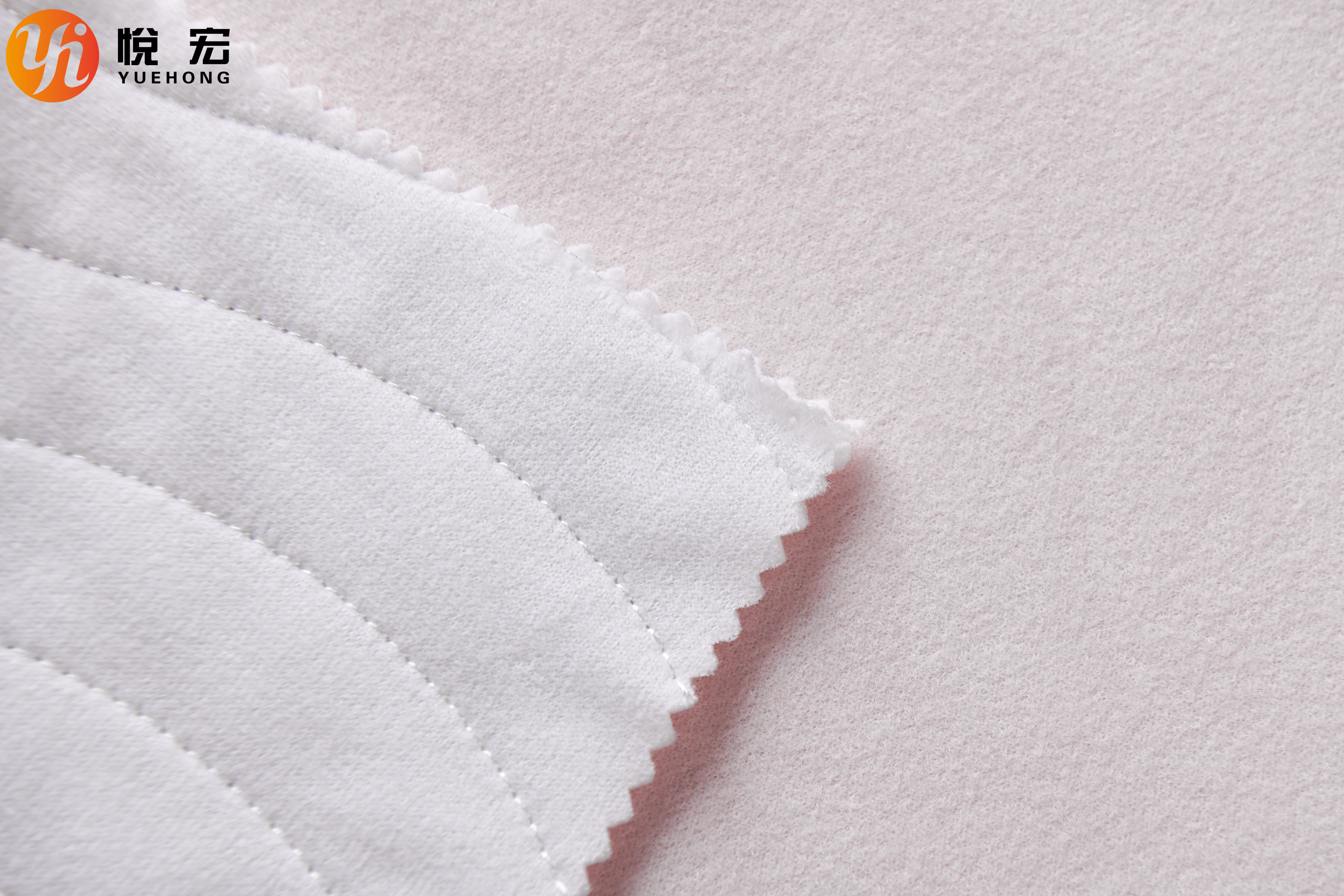 White Air Layer Fabric  Brushed Backing Quilted Breathable Core For Premium Bedding