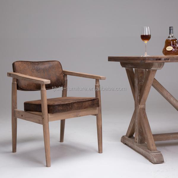 Vintage Style Antique Solid Wood Armrest Cafe Restaurant Leisure Lounge Vintage Chair with OEM Service Accepted