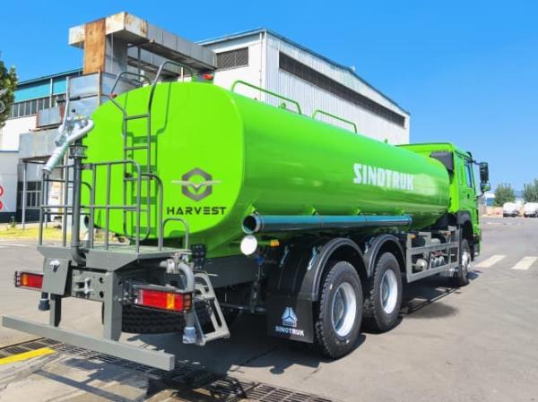 Howo 6x4 371hp 20m3 Water Sprinkler Truck Hot Sale in Toga