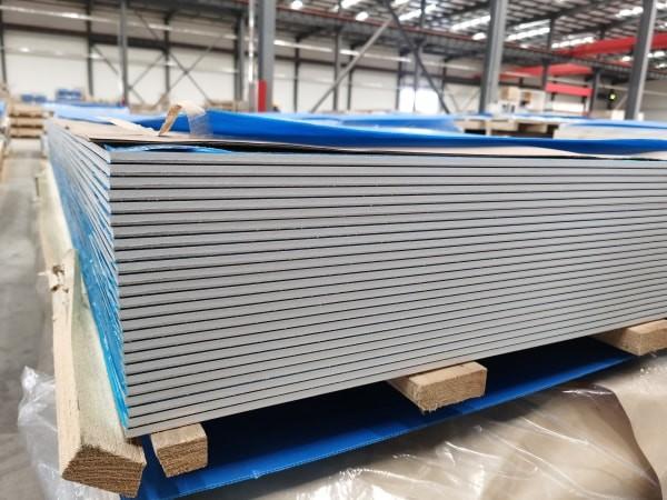 Placas de aluminio de la serie 1000 3000 para manijas de escaleras de lujo Tamaños personalizados