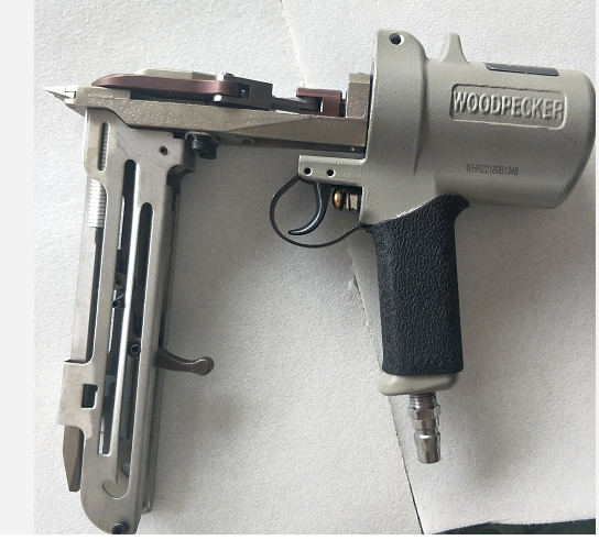 Pneumatic Air Compressor Nail Gun , Sofa Springs Air Powered Nail Gun